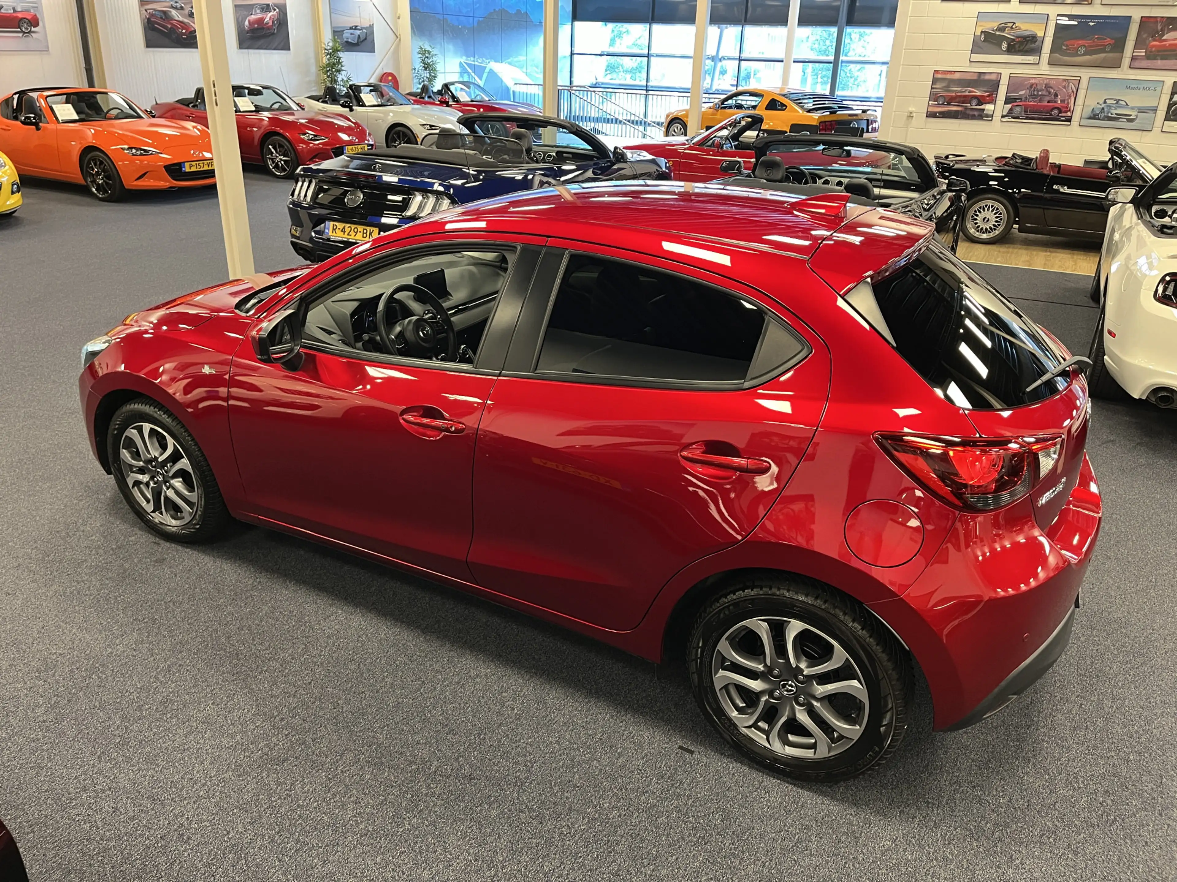 Mazda 2 1.5i SkyActiv-G GT-Luxury 90PK Leder Navi DAB+ Cam — photo 13