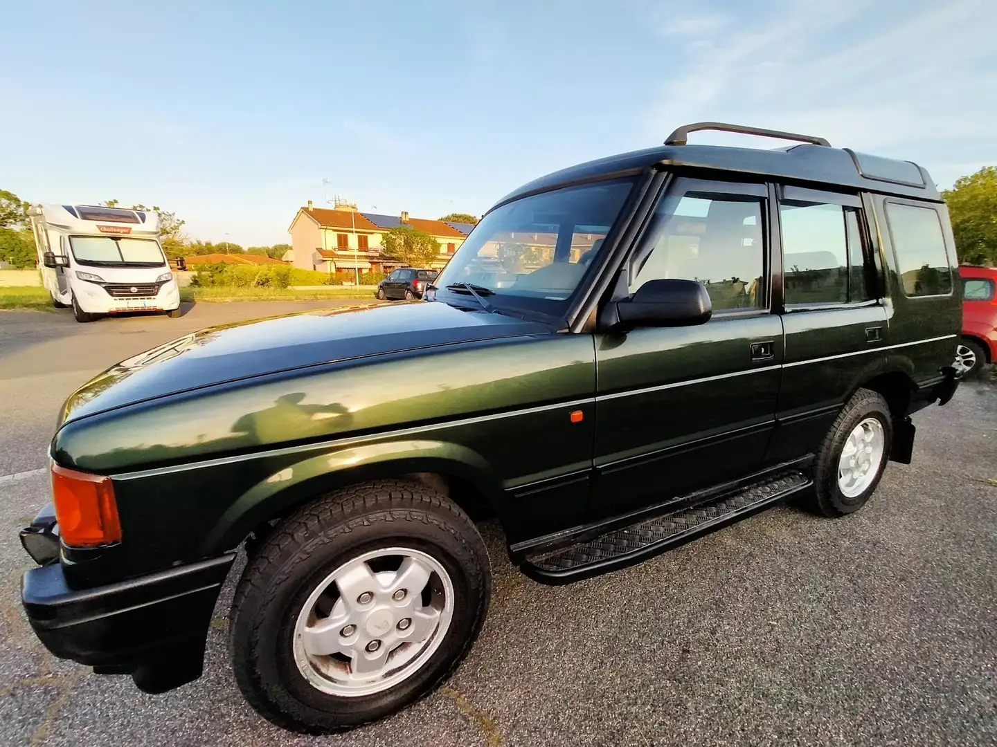 Land Rover Discovery 5p 2.5 tdi Luxury Зелений - 1