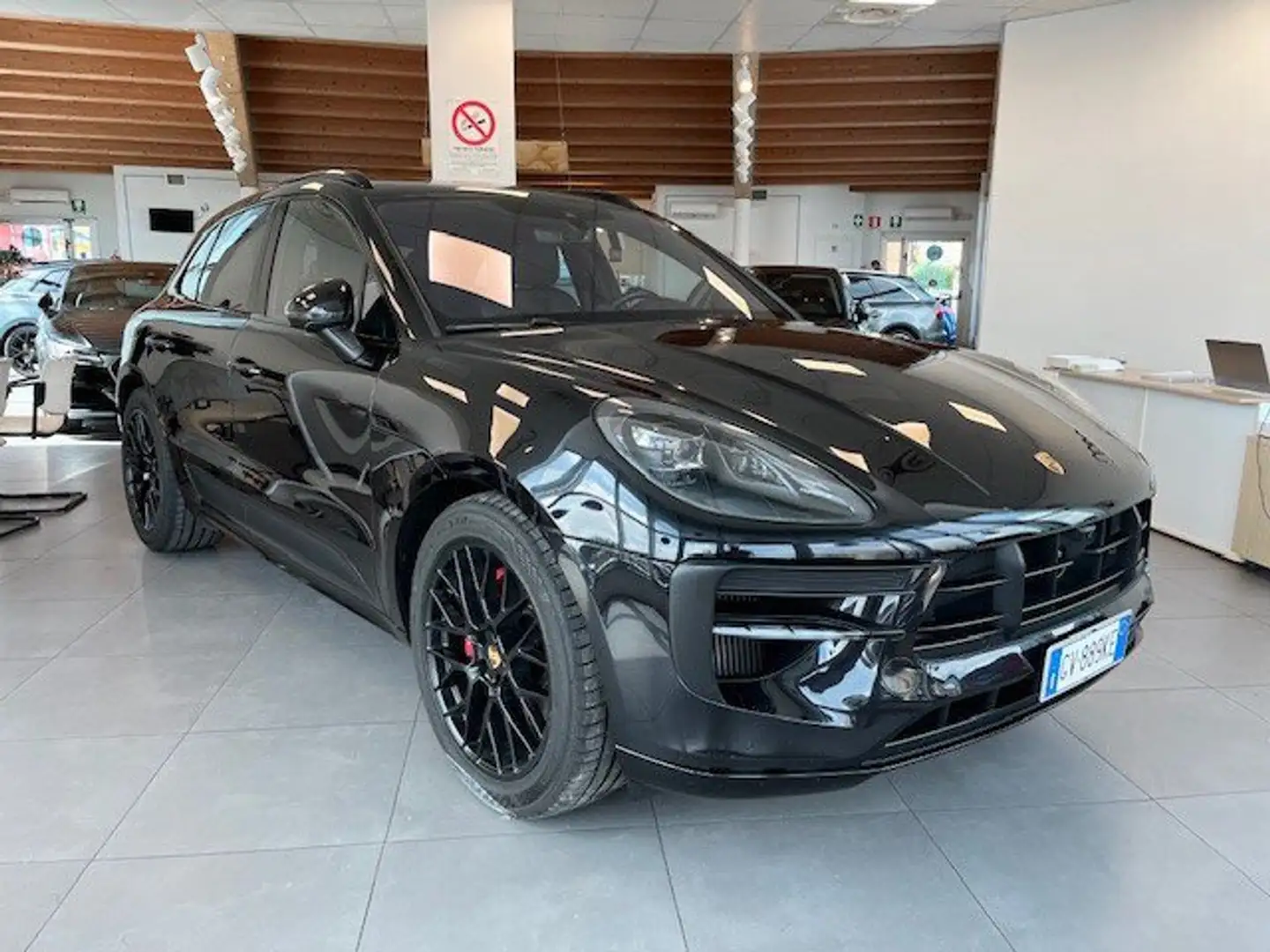 Porsche Macan 2.9 GTS Zwart - 2
