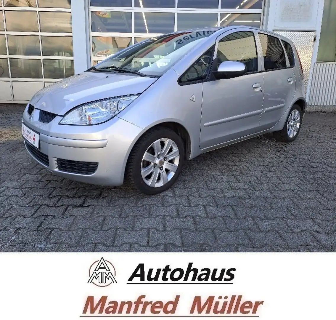 Mitsubishi Colt 1.3 Invite Silber - 1