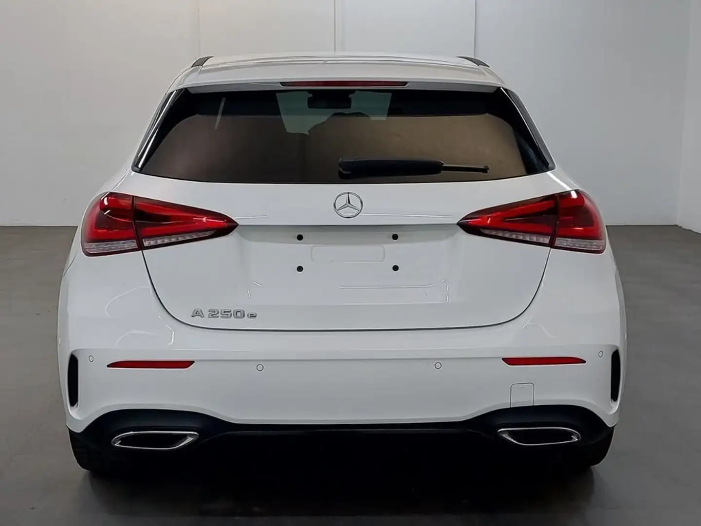Mercedes-Benz A 250 A 250 e phev (eq-power) Sport auto Bianco - 2