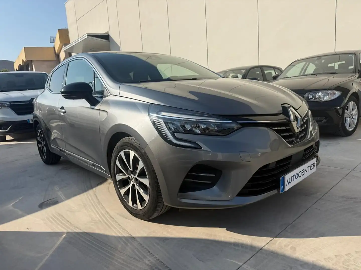 Renault Clio Techno TCe 90 (67kw) Gris - 1