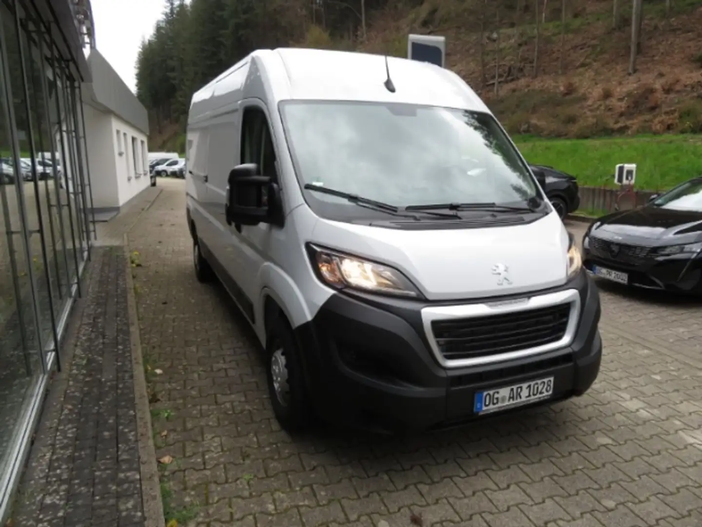 Peugeot Boxer Kasten L3/H2 BlueHDi 140 2.2 FAP EU6d HDi 33 Weiß - 2