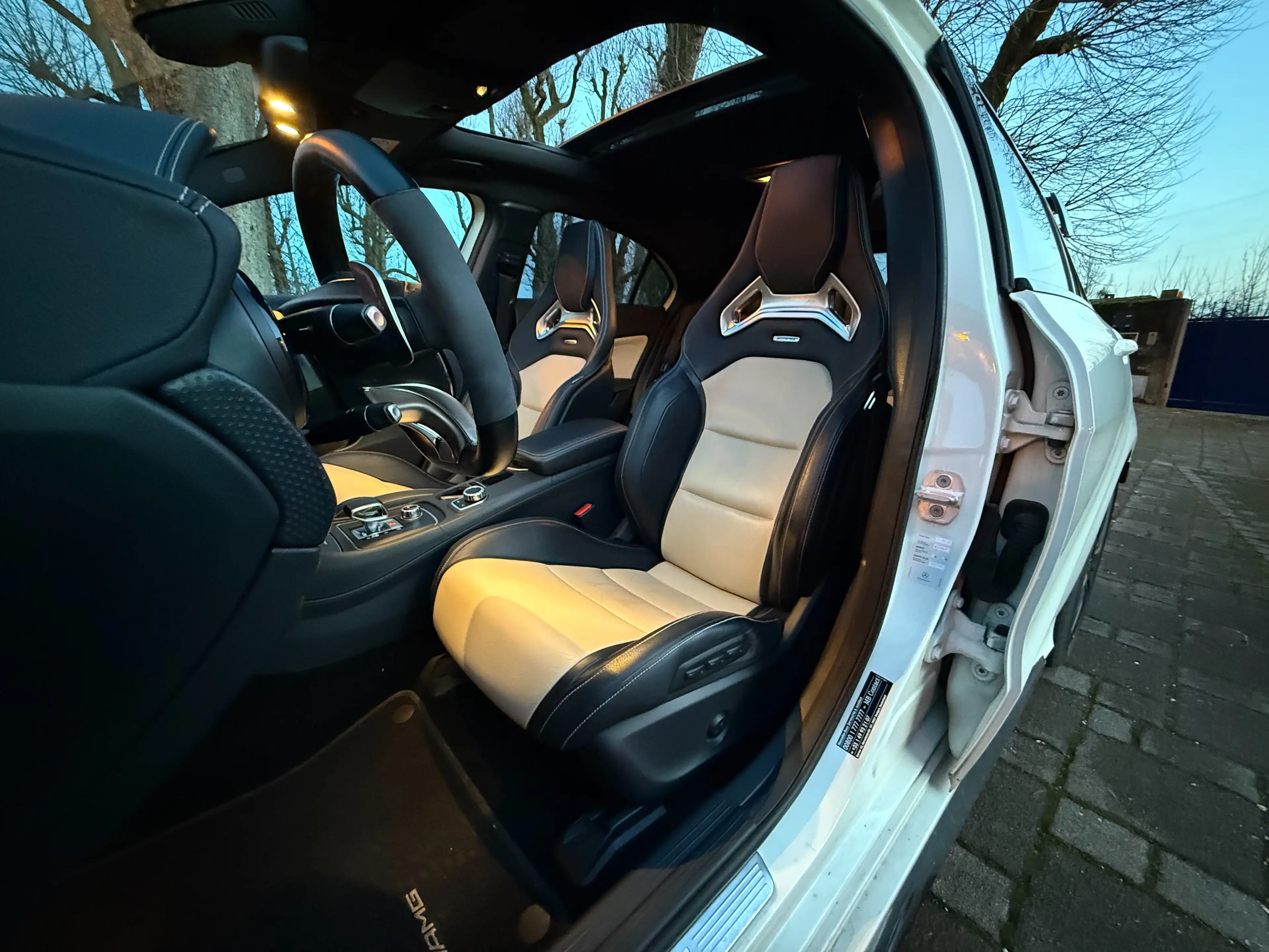 Mercedes-Benz A 45 AMG AMG A 45 4Matic AMG Speedshift 7G-DCT — photo 7