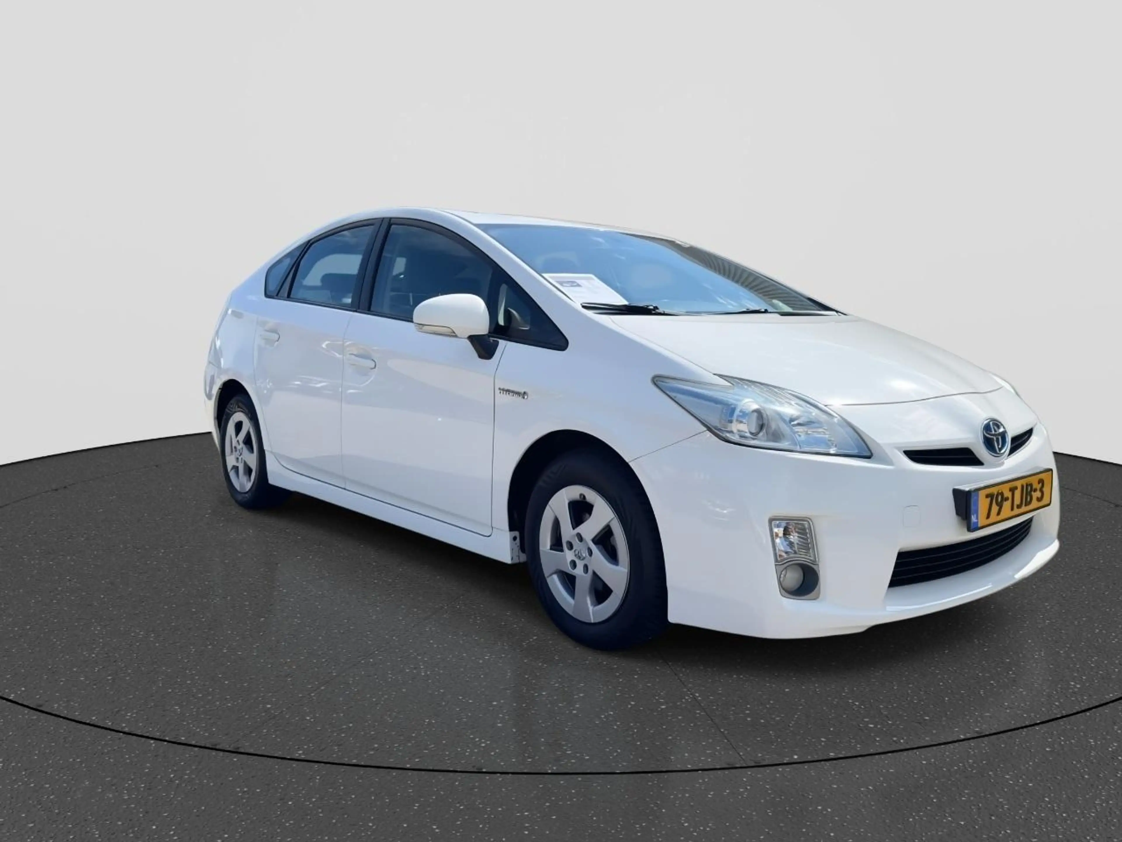 Toyota Prius 1.8 Dynamic | Rijklaar | Nette Staat | All Season — photo 3