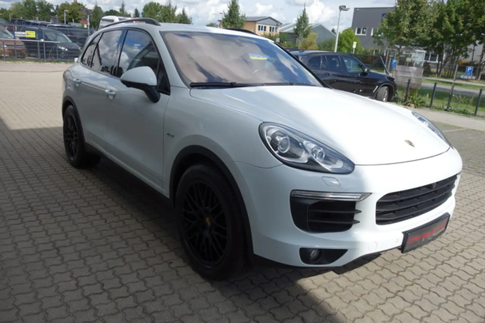 Porsche Cayenne 3.0 d SPORTPAKET PANO/NAVI/KAM/ PDLS/AHK Fehér - 2