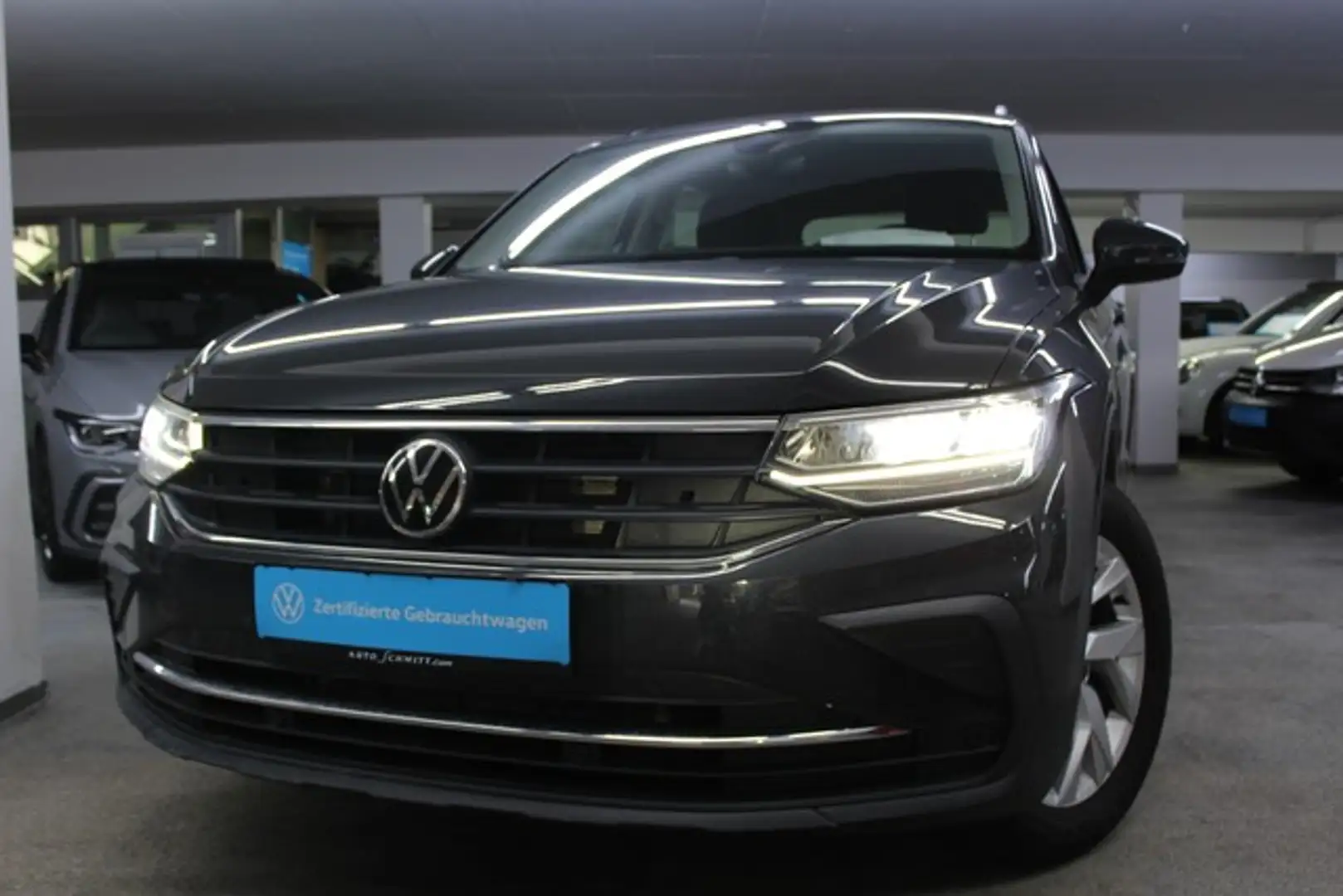 Volkswagen Tiguan Life 2.0 TDI DSG 4M+LED+NAVI+PDC+ACC+HU/AU NEU Grau - 1