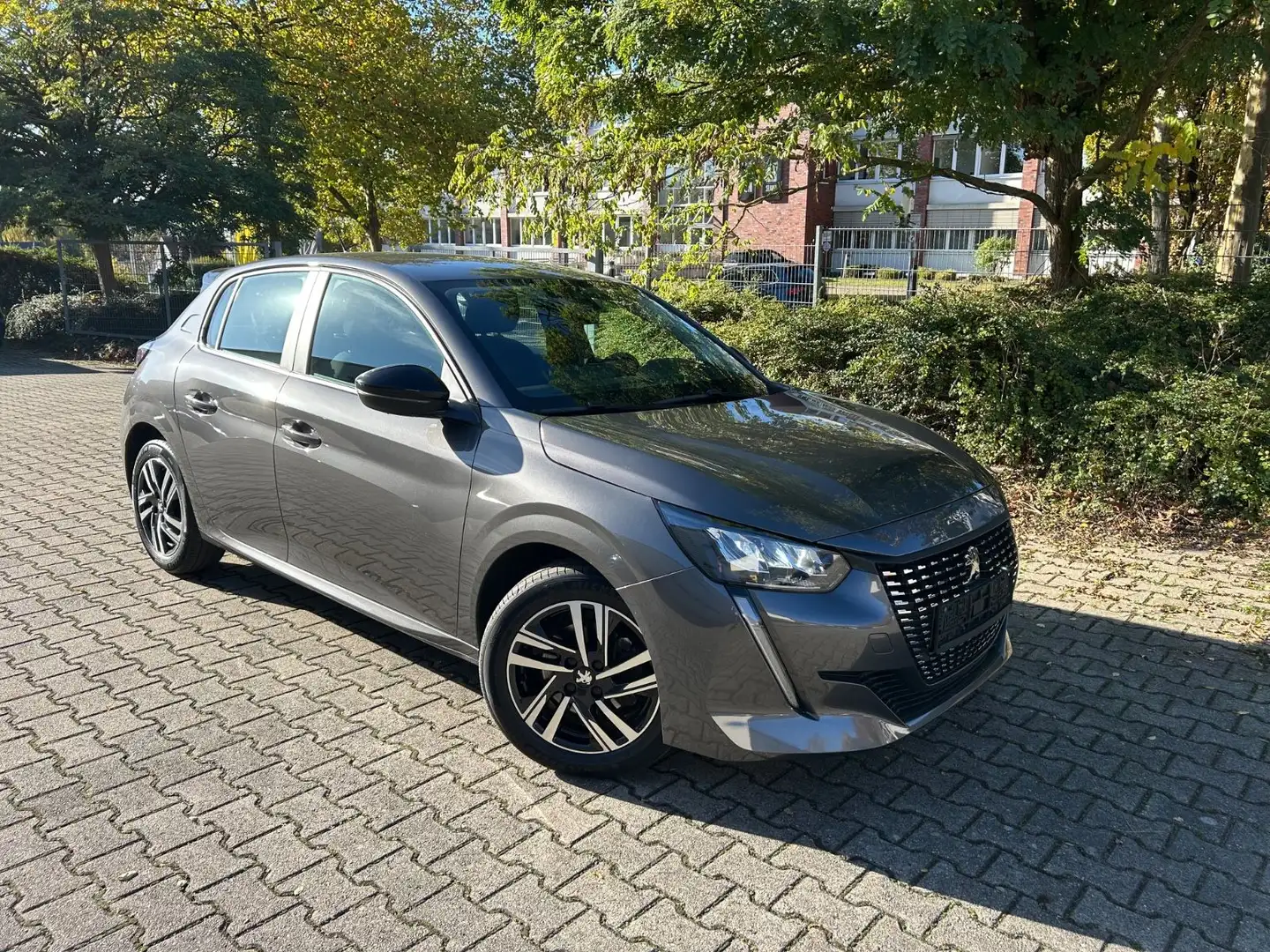 Peugeot 208 1.2 Automatik Active Pack Gris - 2