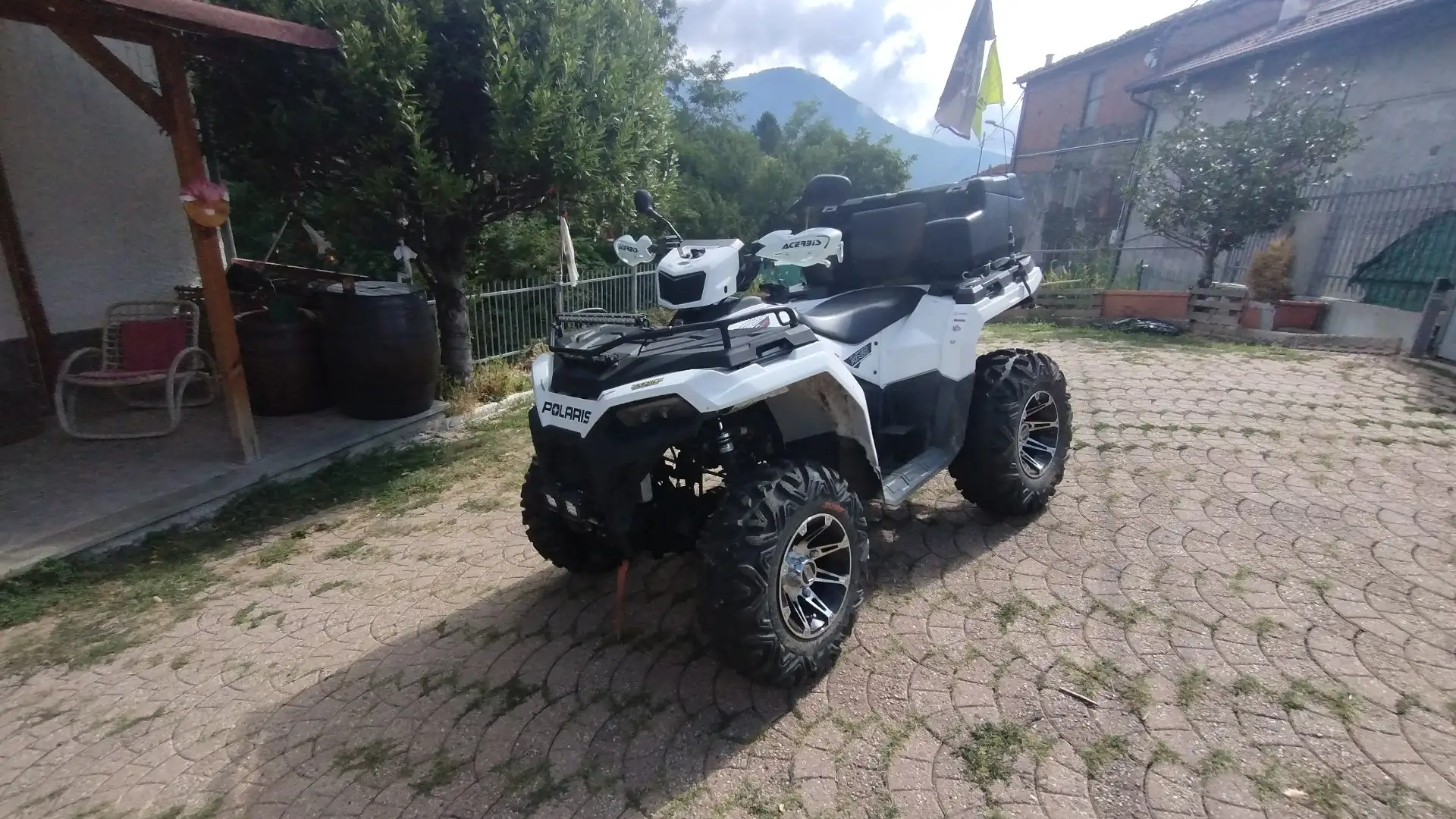 Polaris Sportsman 570 EPS/EBS Blanc - 1
