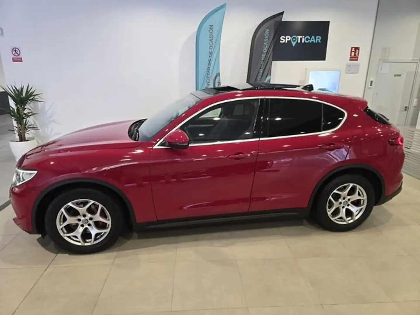 Alfa Romeo Stelvio Executive 2.2 Diesel 140 kW (190 CV) AT8 RWD Rojo - 2