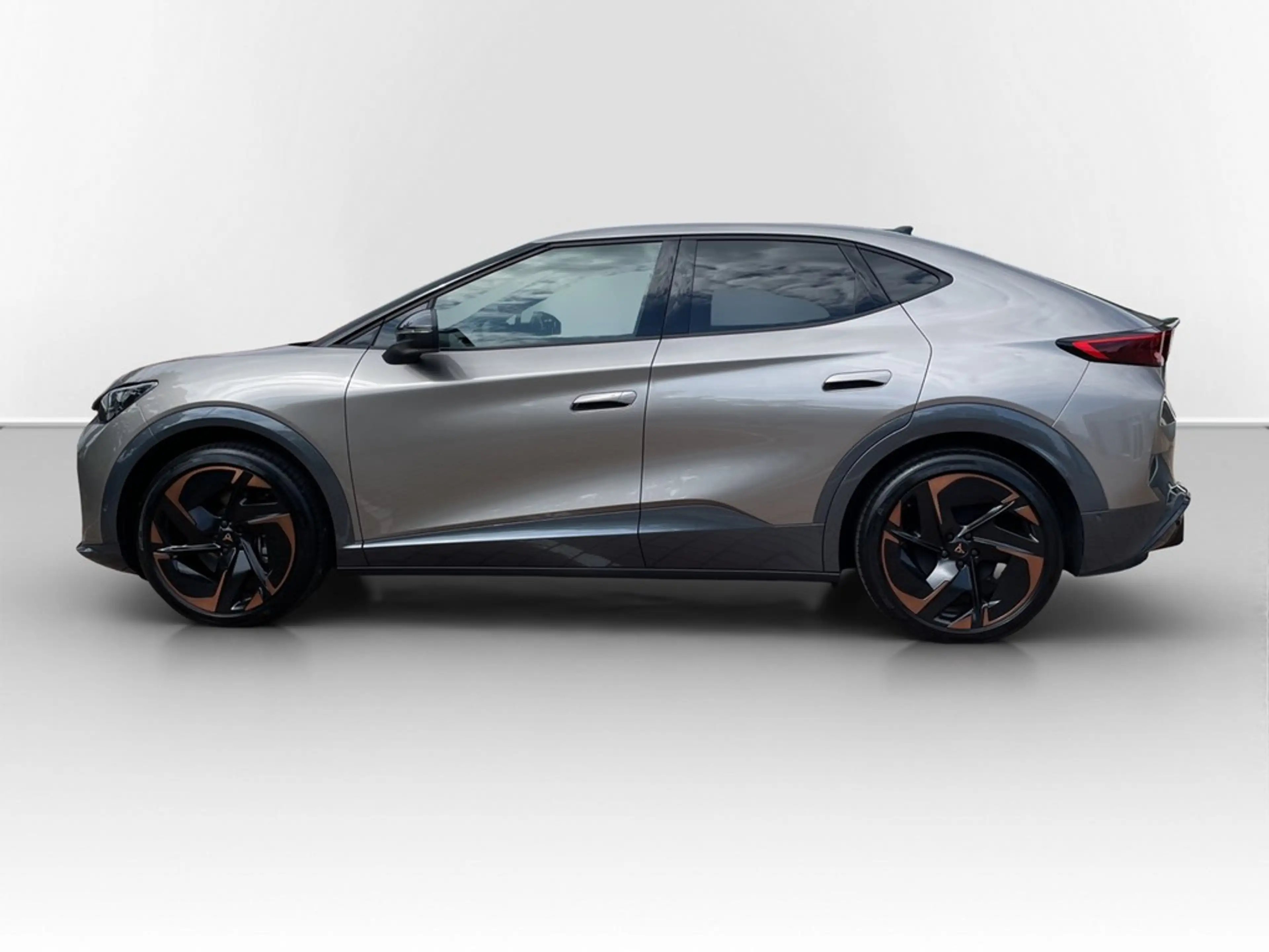 CUPRA Tavascan 77 kW 4Drive VZ DCC PANO*MATRIX*WÄRMEPU*HEADUP*... — photo 10