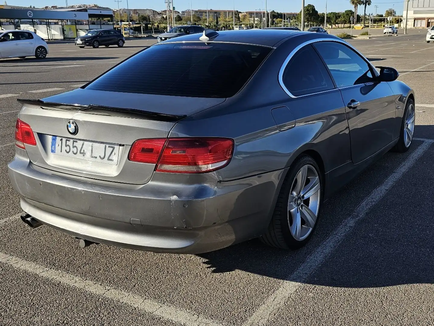 BMW 330 330xd Coupé Aut. - 2