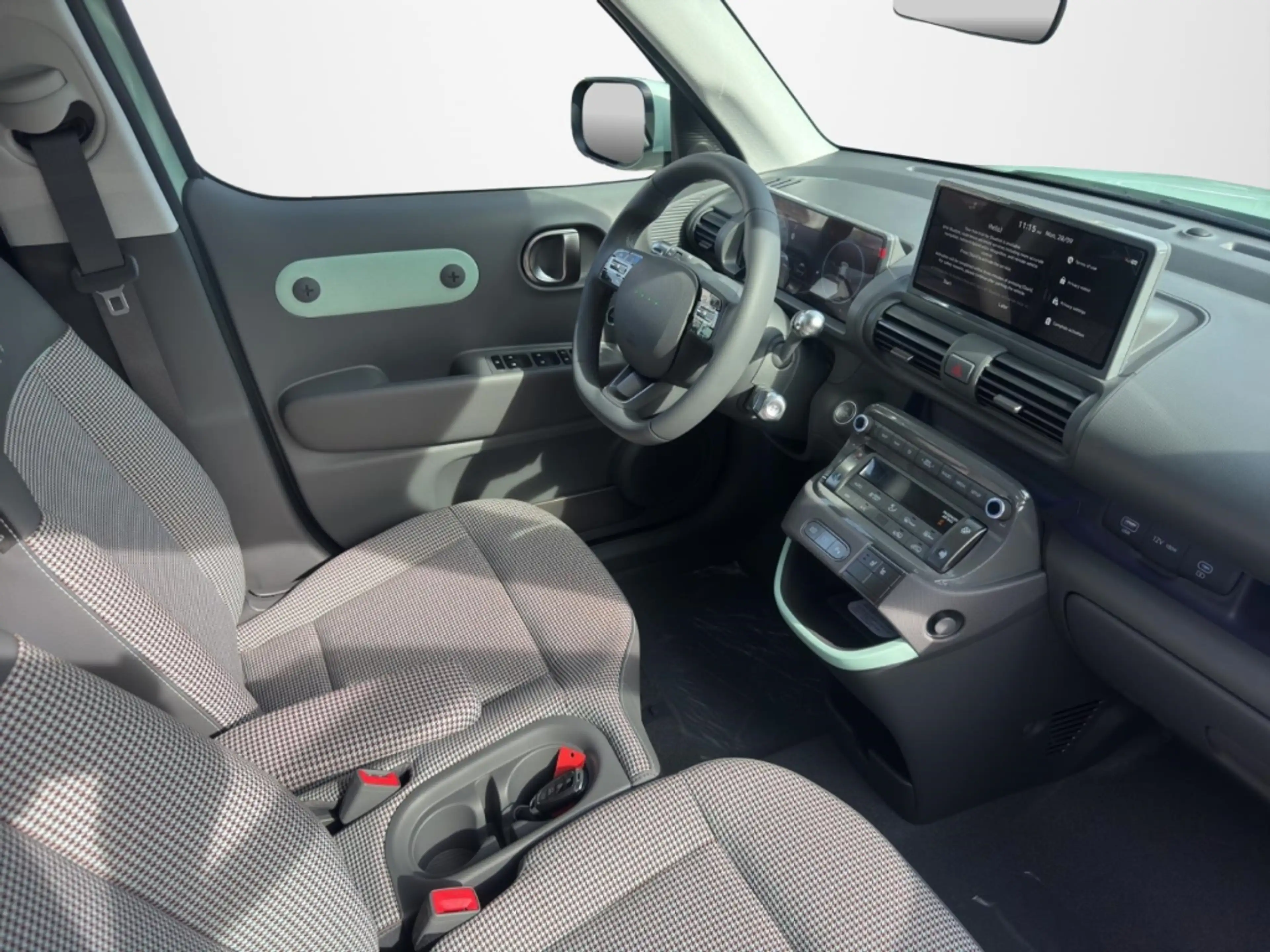 Hyundai Inster Lounge EV 49 kWh (115 PS) sofort Verfügbar Elektro — photo 13