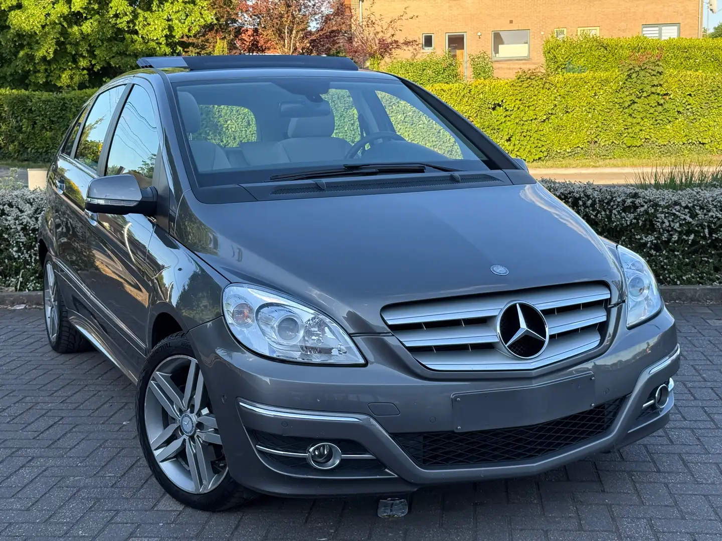 Mercedes-Benz B 180 CDI Avantgarde ( 89.281Km ) Euro 5 CT Ok Gris - 1