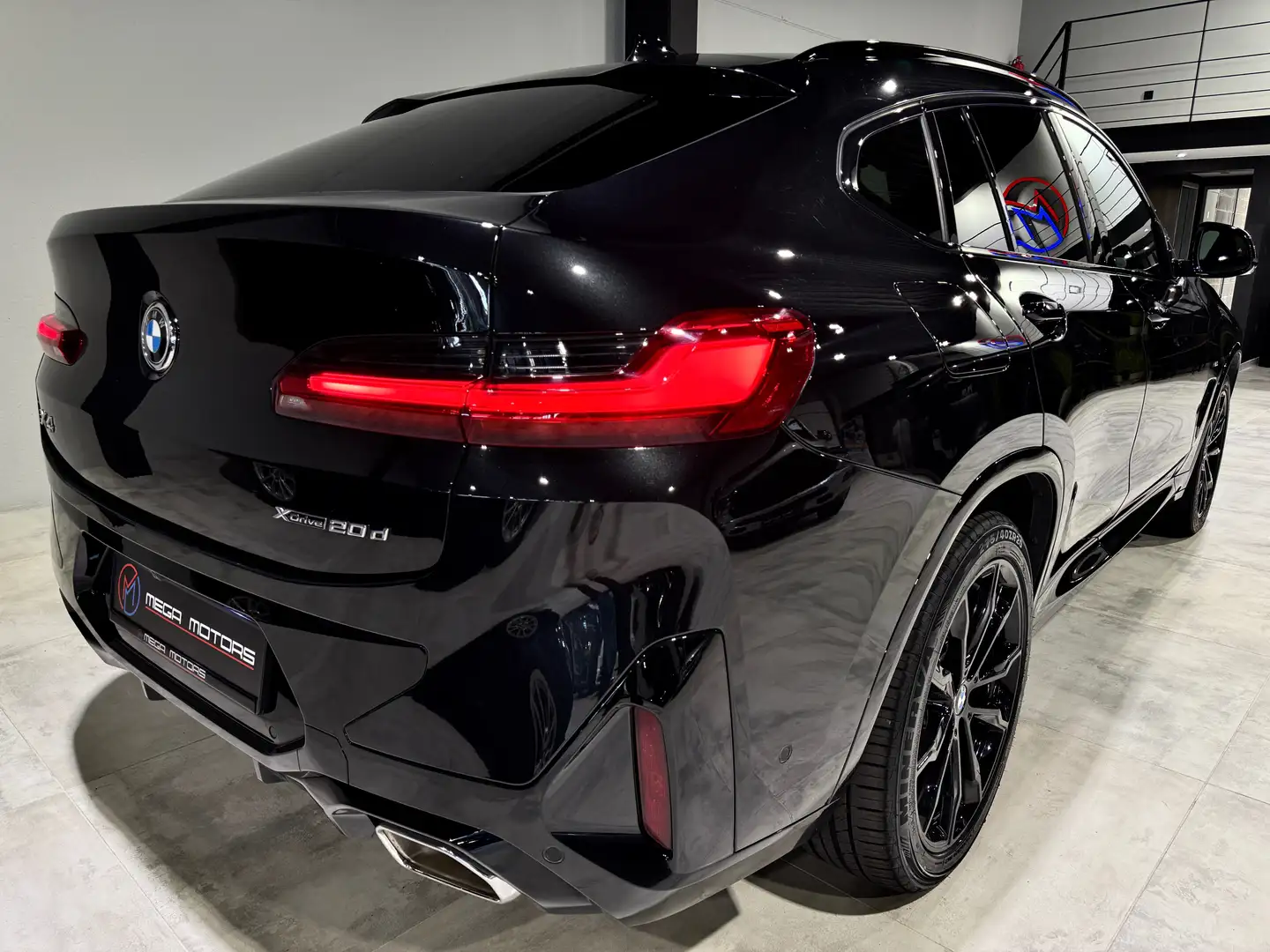 BMW X4 2.0dAS 190CV X-DRiVE !! NEW LiFT !! M PACK +SHADOW Noir - 2
