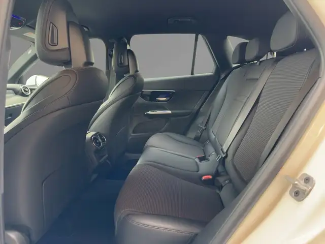 Mercedes-Benz GLC 300 de 4MATIC AVANTGARDE LED AHV RKam Ansicht 9