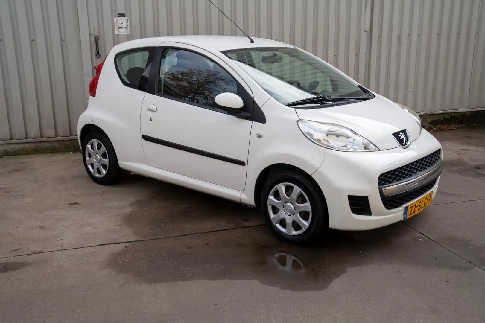 Peugeot 107 1.0-12V XS Wit - 2
