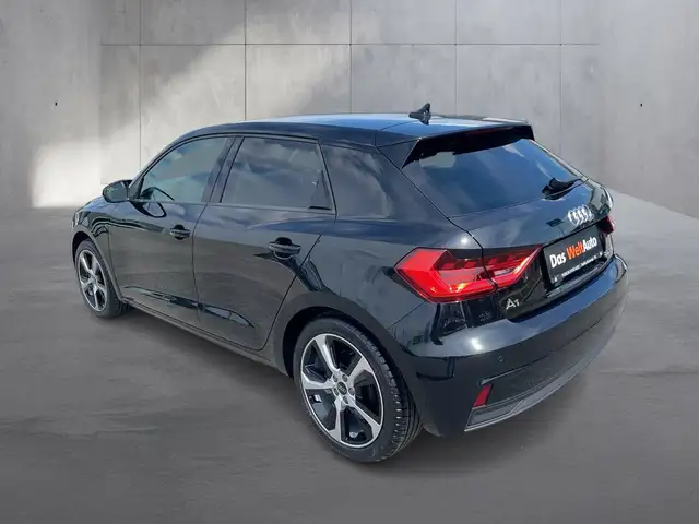 Audi A1 view 3