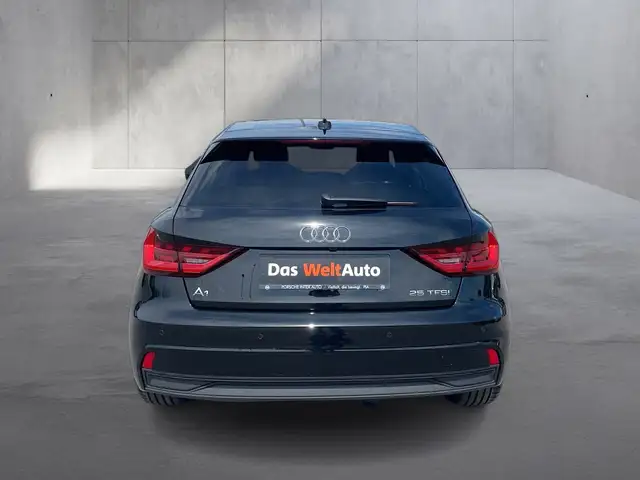 Audi A1 view 4
