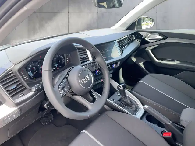 Audi A1 view 9