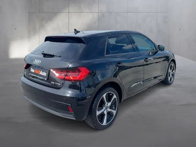Audi A1 view 5