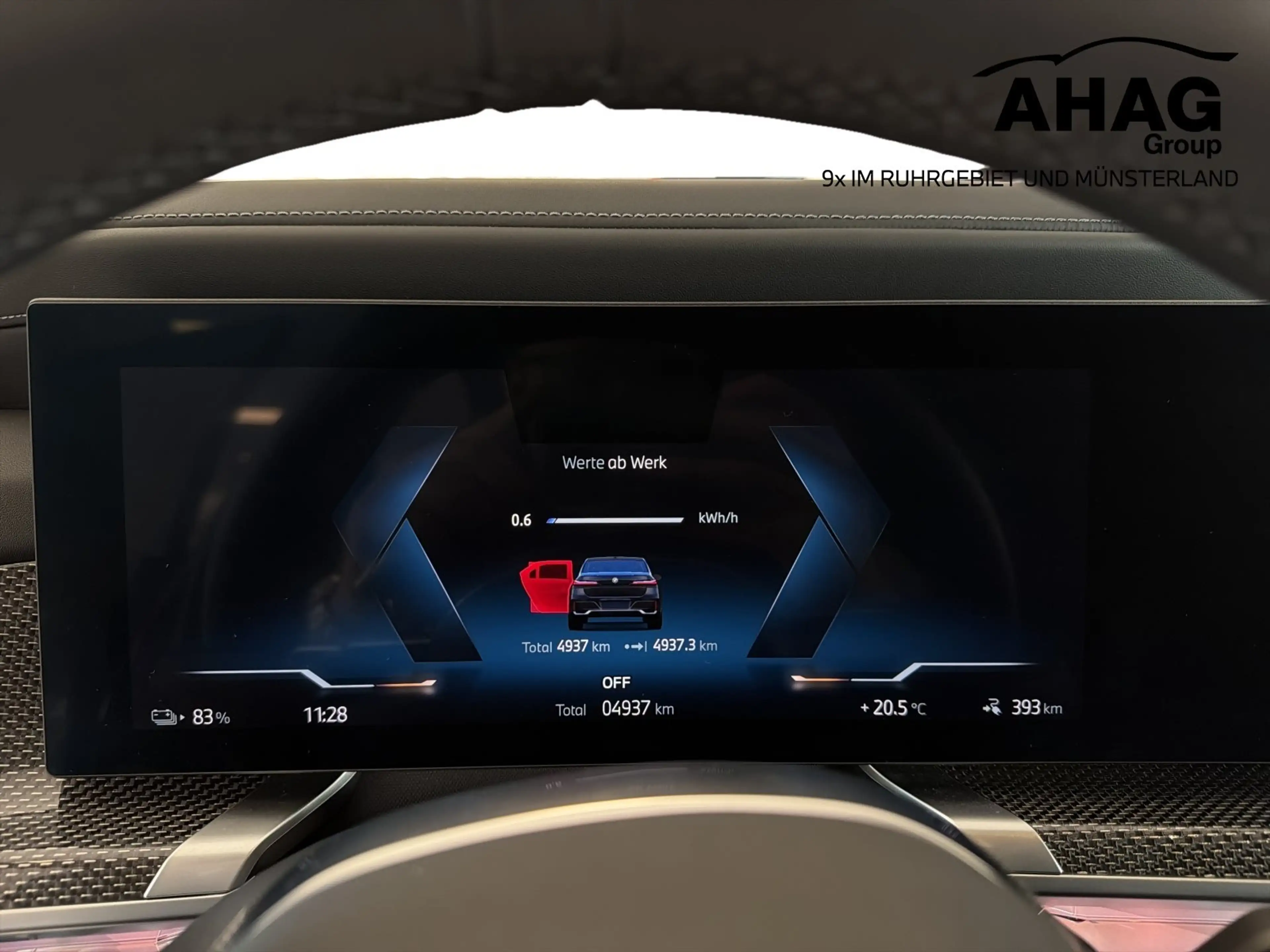 BMW i7 xDrive60 Limousine — photo 11