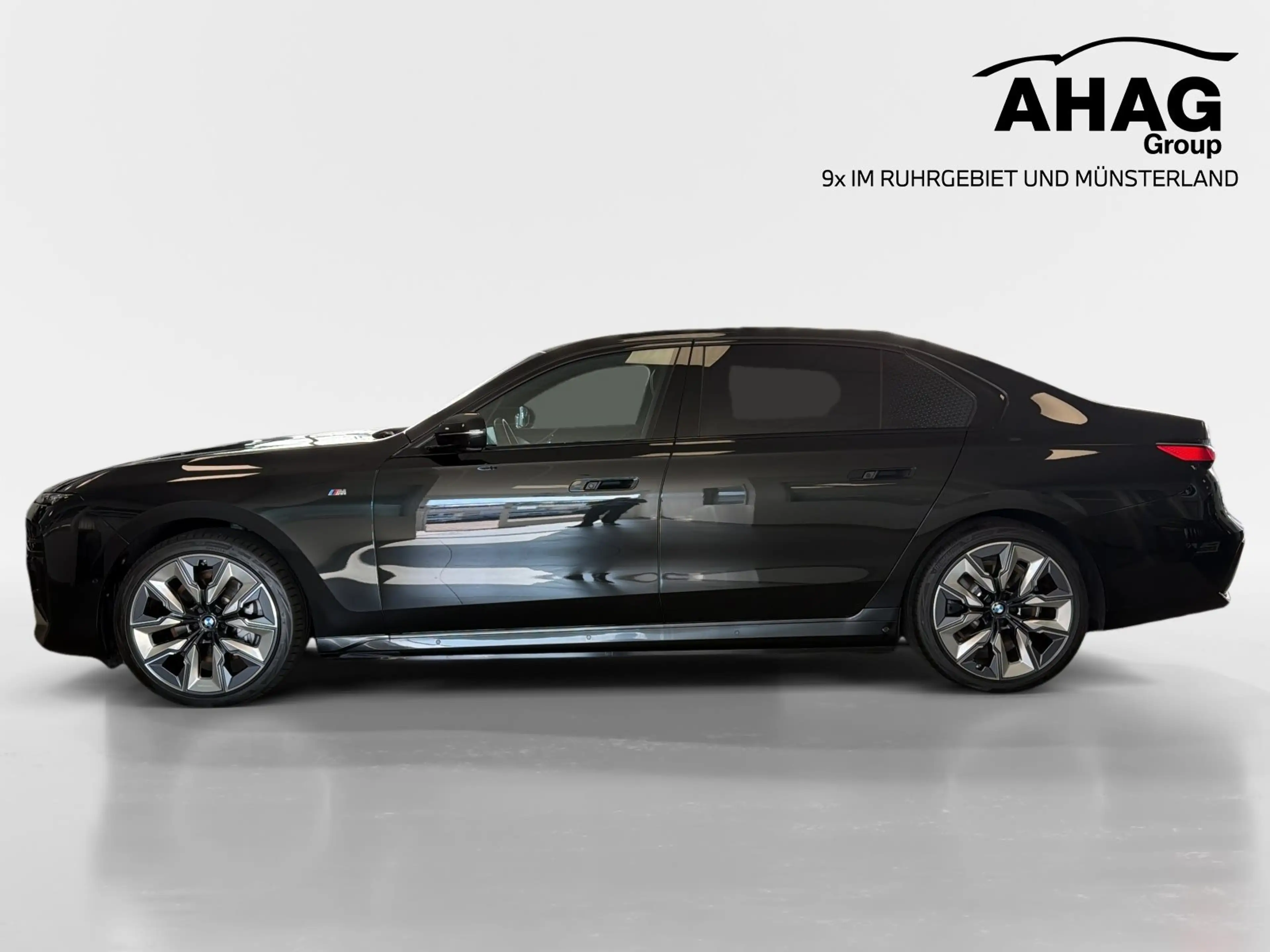BMW i7 xDrive60 Limousine — photo 6