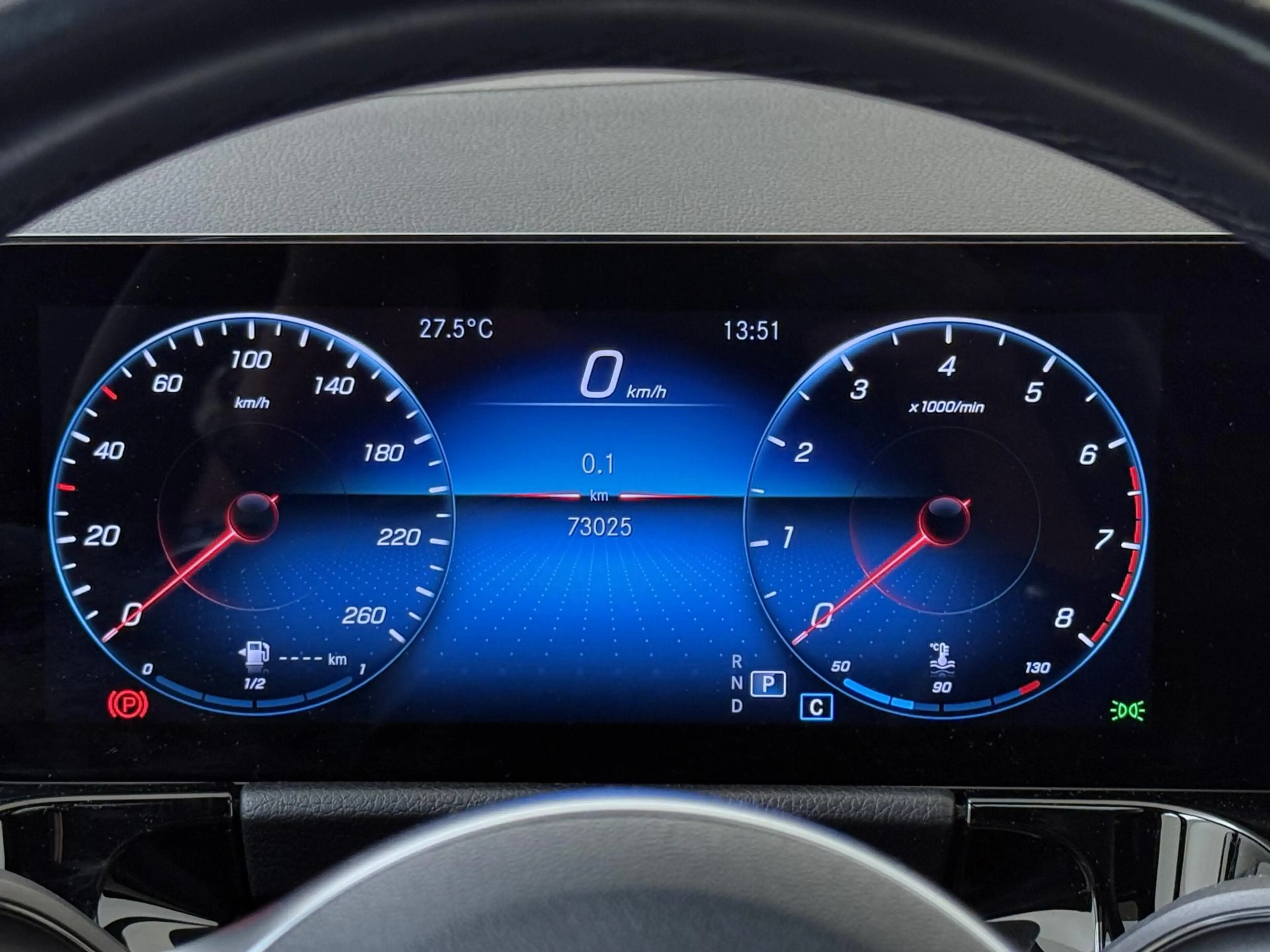 Mercedes-Benz B 200 AMG Line / Panoramadak/ Night/ Leder/ 19 inch/ Sfe — photo 11