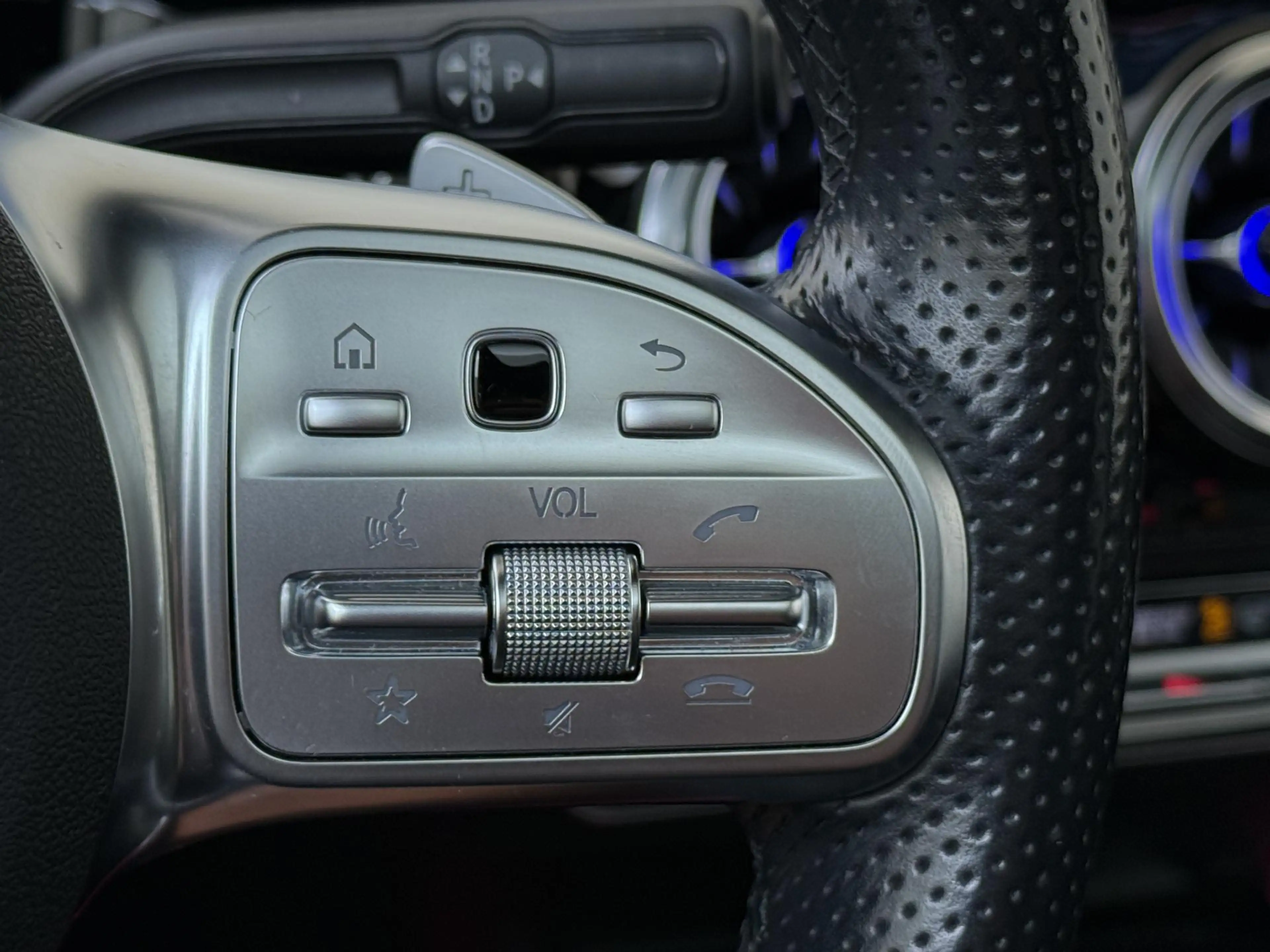 Mercedes-Benz B 200 AMG Line / Panoramadak/ Night/ Leder/ 19 inch/ Sfe — photo 13