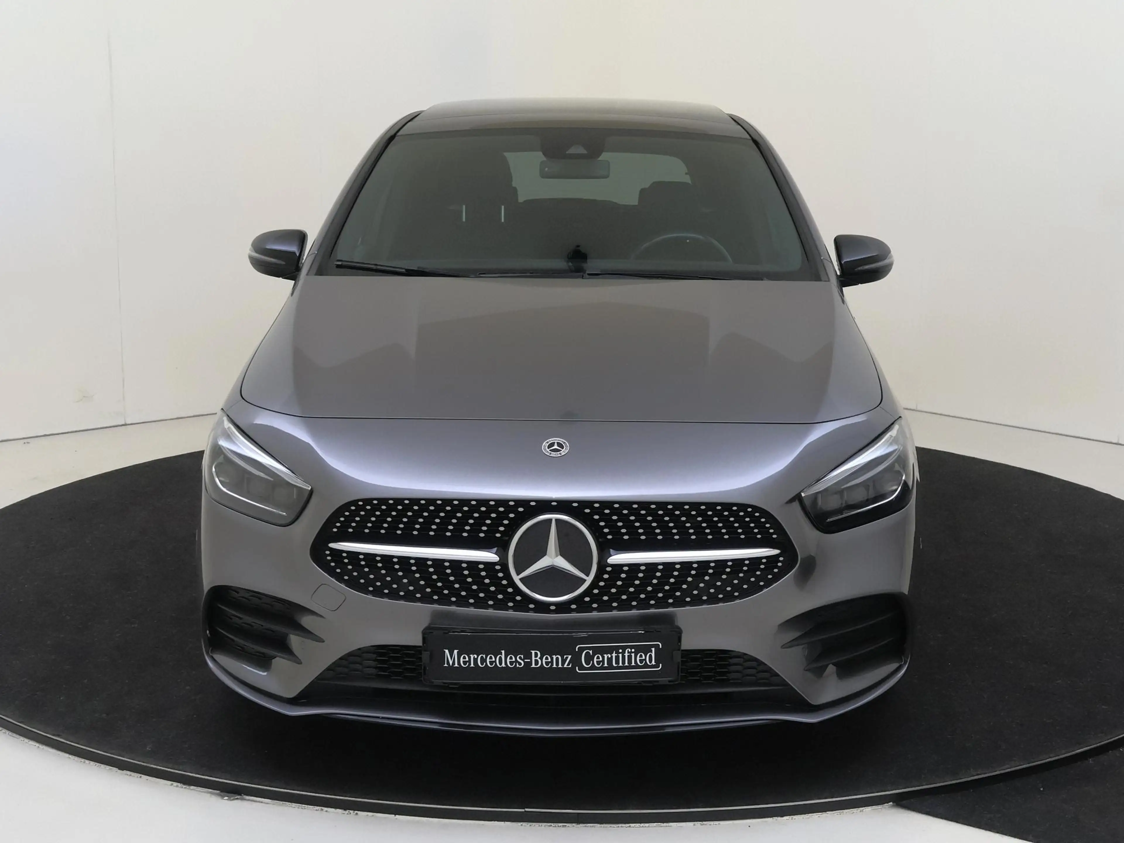 Mercedes-Benz B 200 AMG Line / Panoramadak/ Night/ Leder/ 19 inch/ Sfe — photo 6