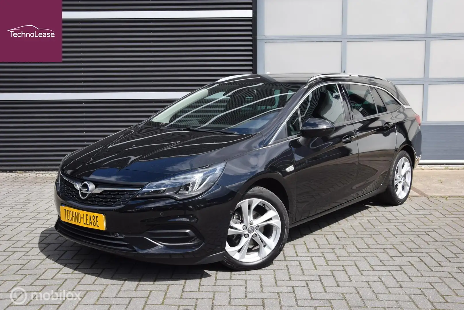 Opel Astra Sports Tourer 1.2 Business Elegance PREMIUM 145pk Noir - 1