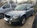 Skoda Yeti Yeti 1.2 TSI Family Gris - thumbnail 2