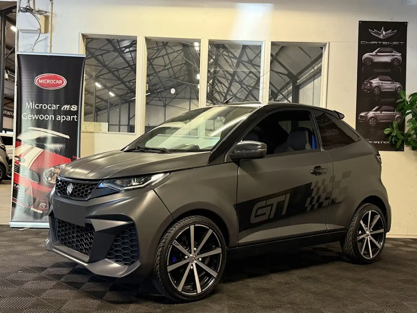 Aixam GTI Brommobiel Coupé 2024 Matt Grey Microcar 45KM - 1