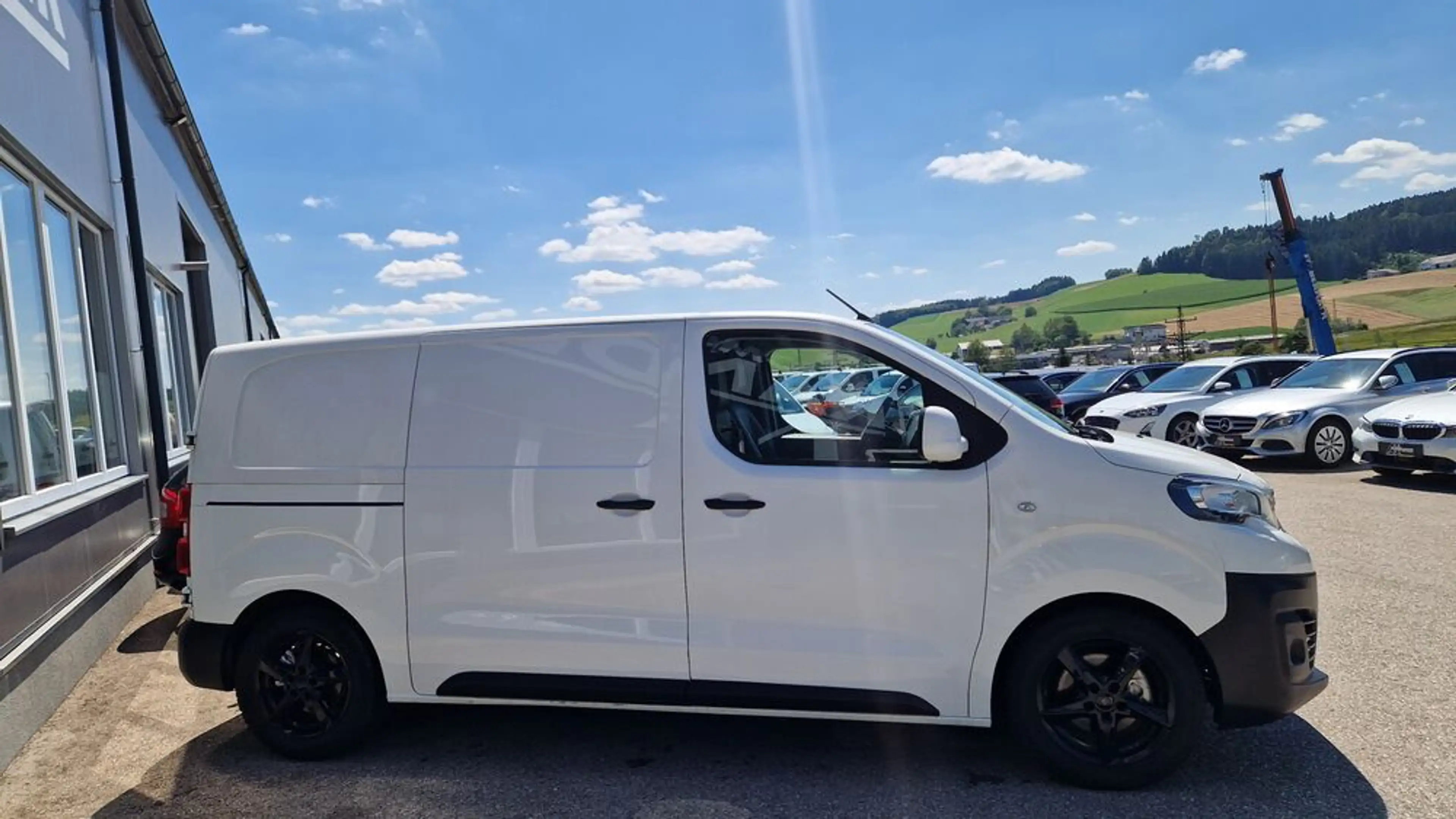 Peugeot Expert Premium L2 aut. '' Top Ausstattung'' — photo 5