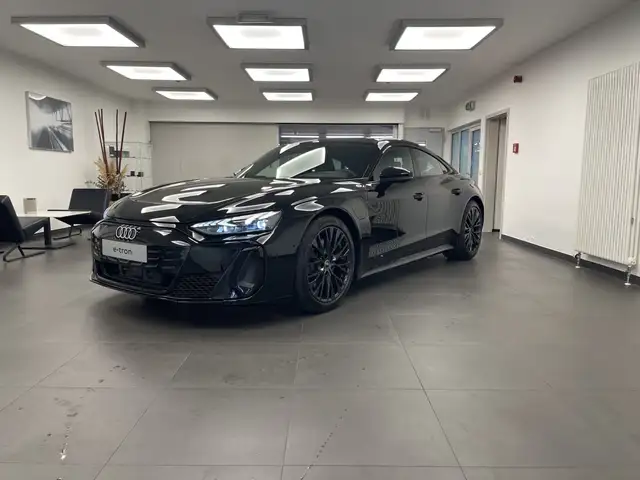 Audi e-tron GT quattro 687 CV / 505 KW