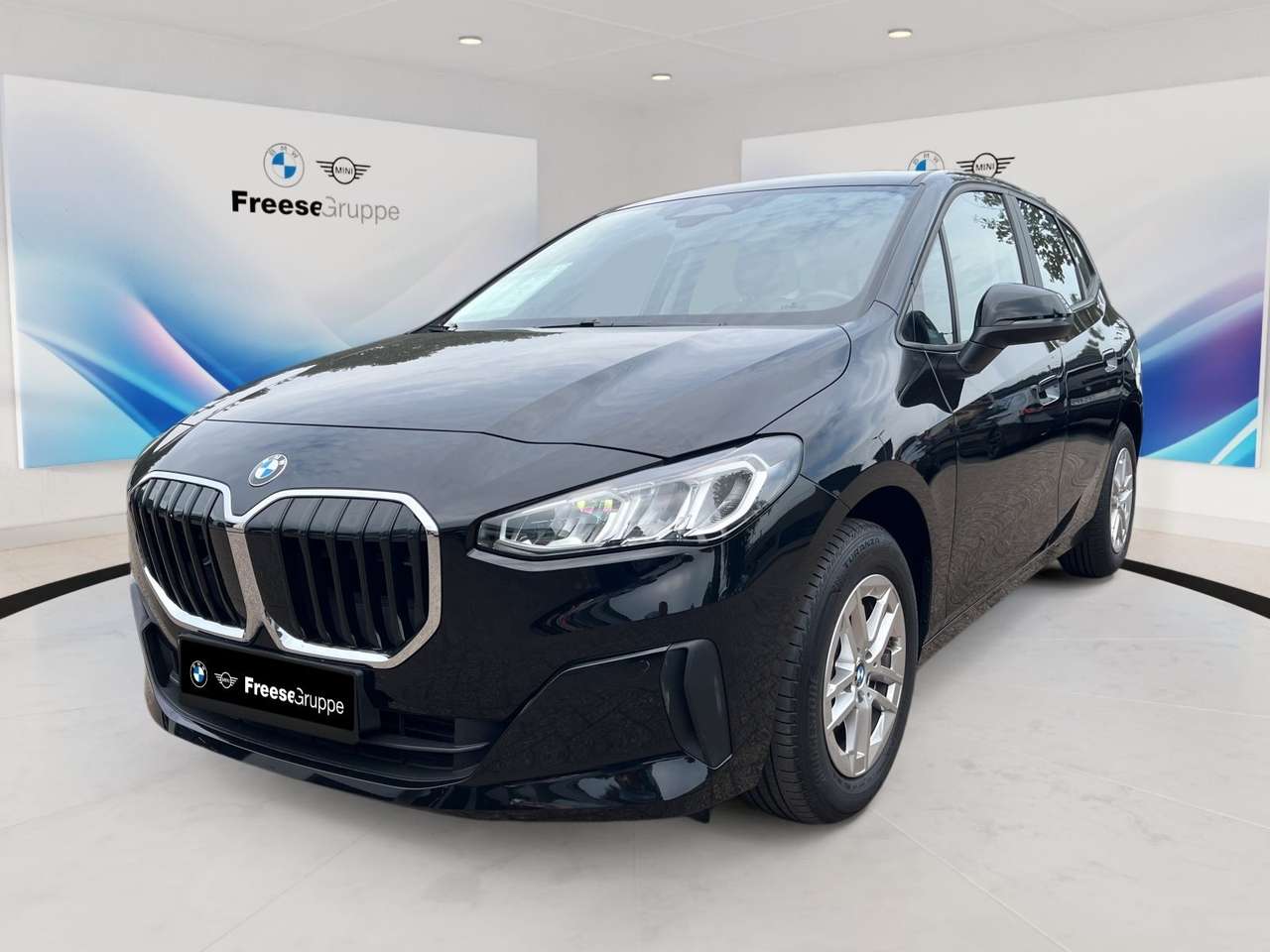 BMW 218 2023 — i Active Tourer AHK RFK HIFI LENKRADHZ LED BT