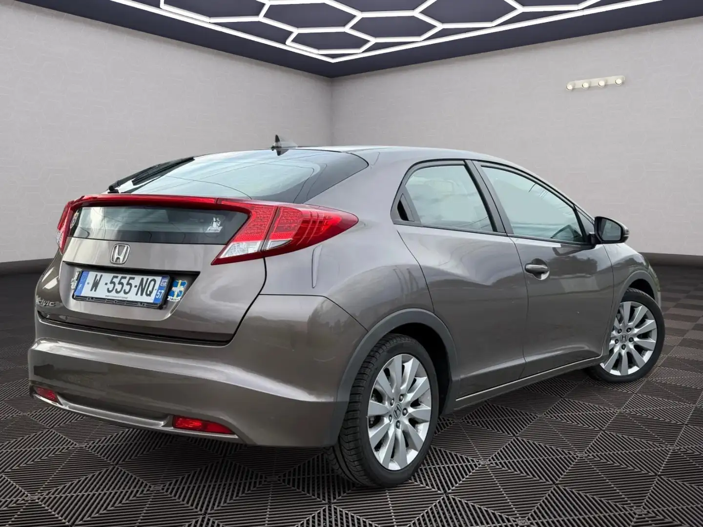 Honda Civic 2.2 i-DTEC EXECUTIVE Bruin - 2
