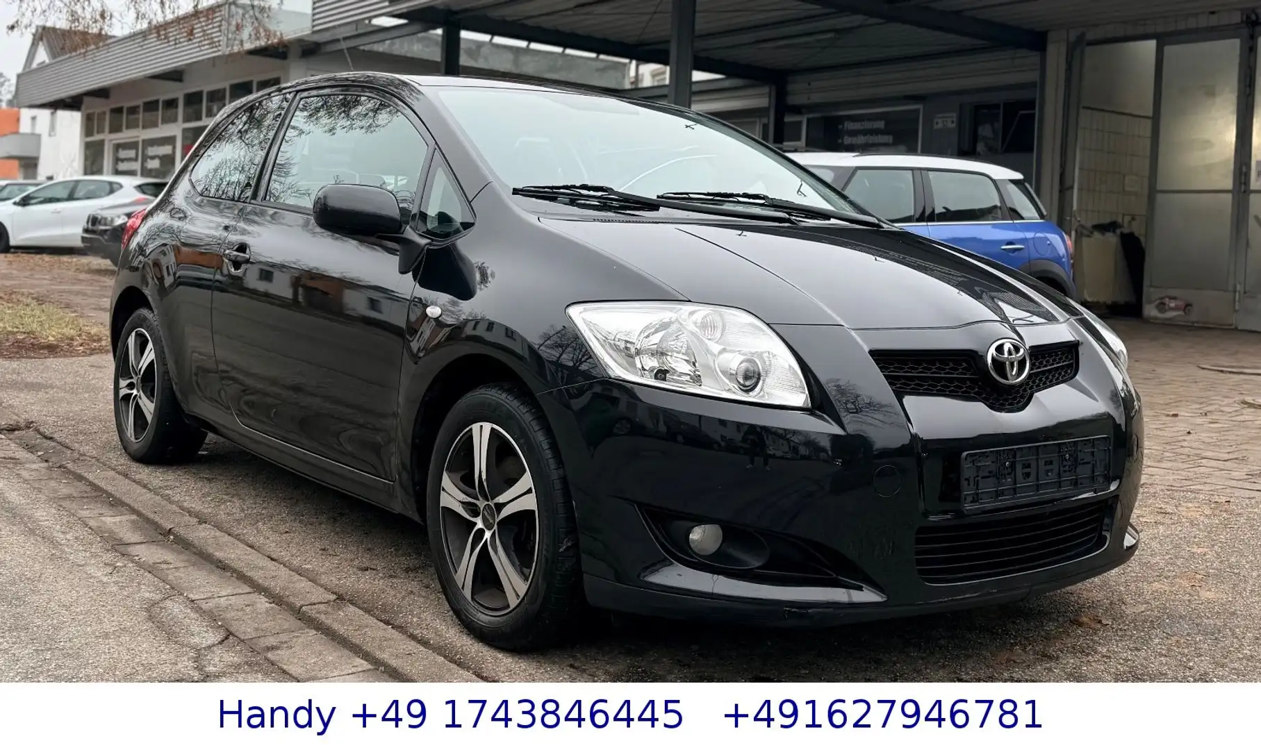 Toyota Auris Sol 1.4i /TÜV AU 04.2026/Nur 98tkm Noir - 2