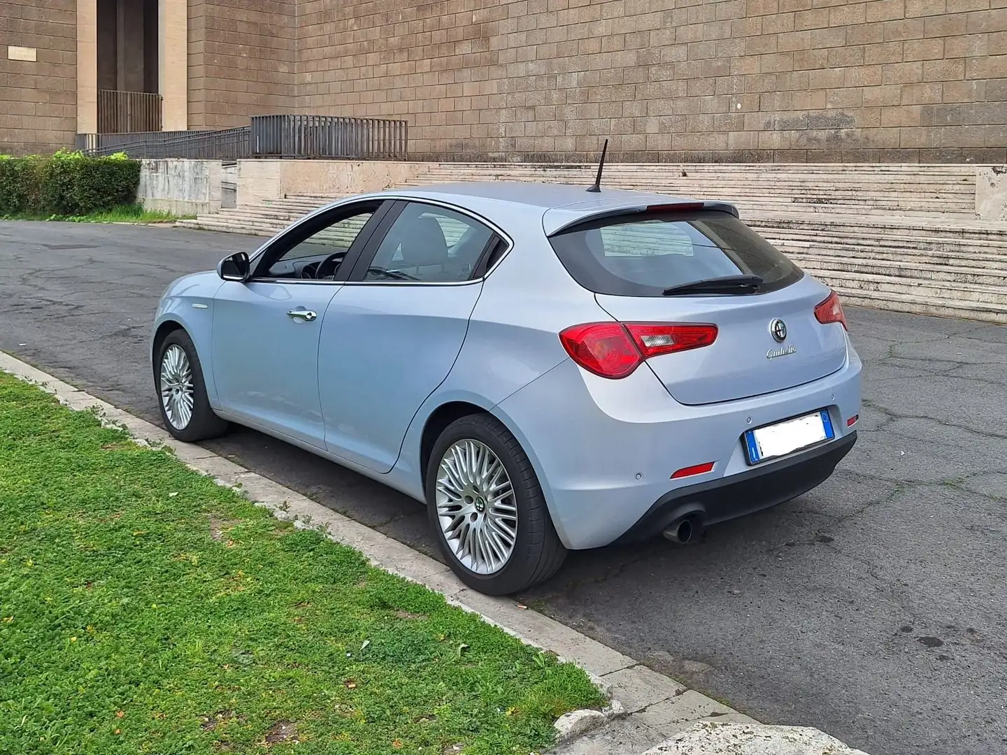 Alfa Romeo Giulietta Giulietta 1.6 jtdm Distinctive E5+ Blu/Azzurro - 2