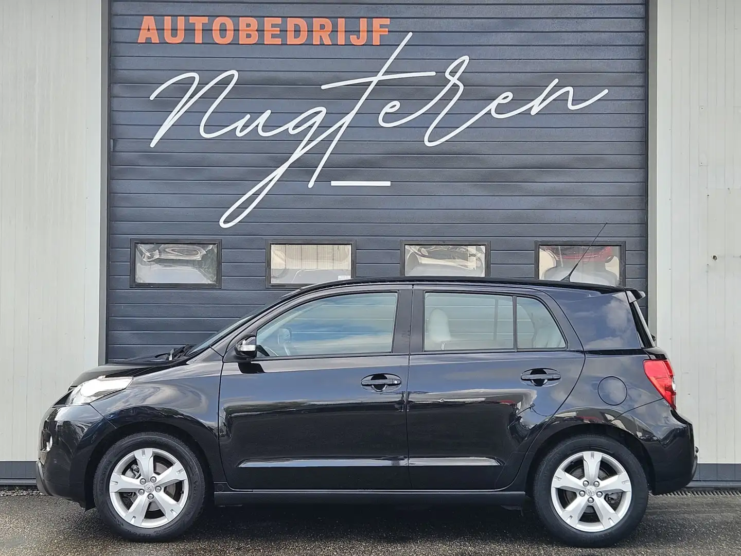 Toyota Urban Cruiser 1.3 VVT-i Aspiration|Leer|Dealer Onderh|Navi|NL Au Negru - 2