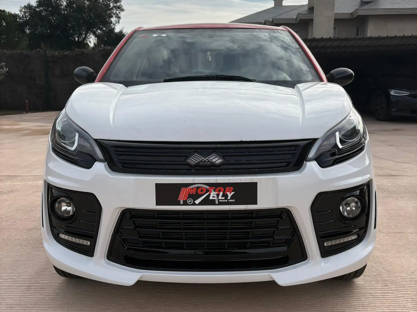 Ligier JS 50 Blanco - 1