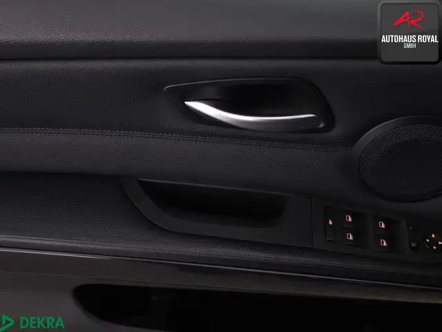BMW 3 Series view 14