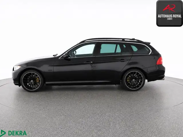 BMW 3 Series view 2