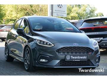 ST Performance Recaro B&O Kamera Keyless