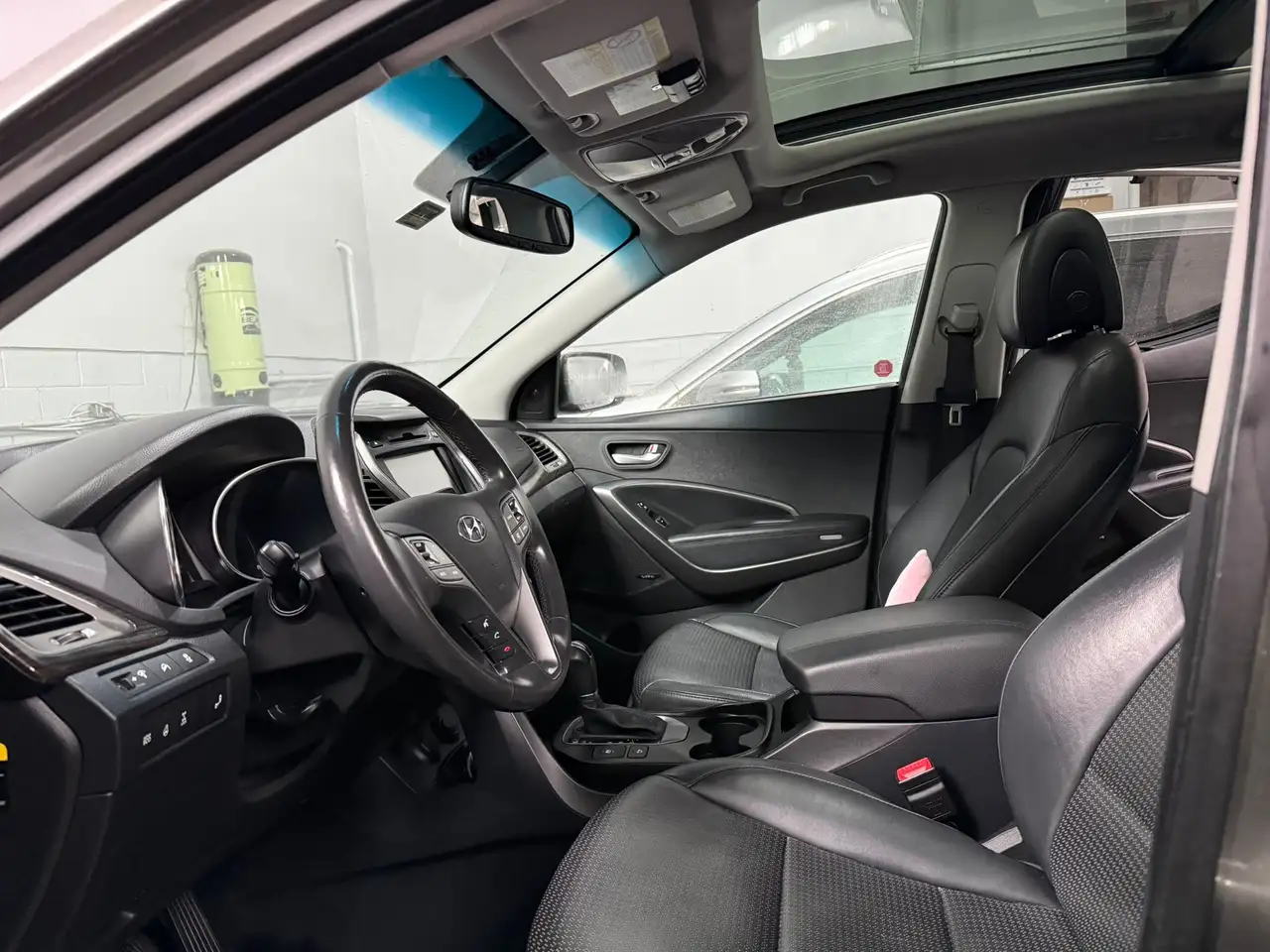 Hyundai SANTA FE снимка Hyundai SANTA FE