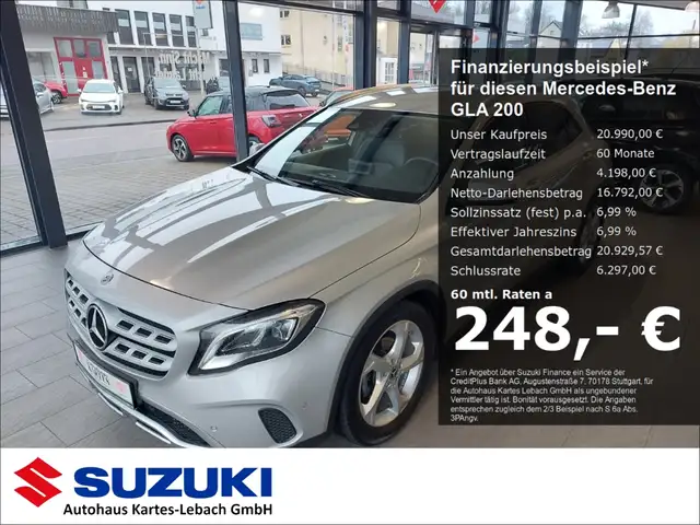 Mercedes-Benz GLA 200 Automatik Getriebe Leder Nav LED