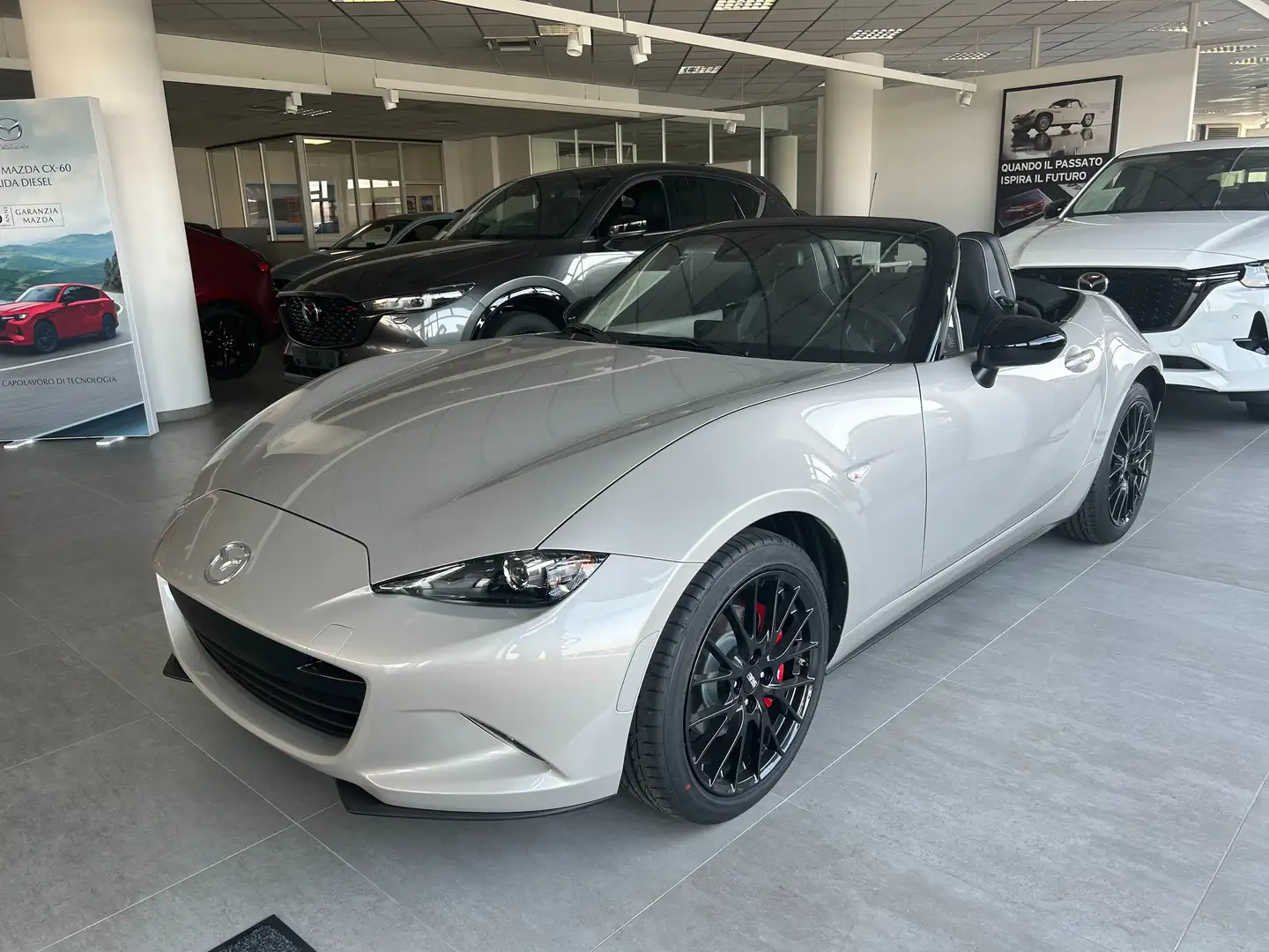 Mazda MX-5 2.0 Homura Driver Assistance Beżowy - 1