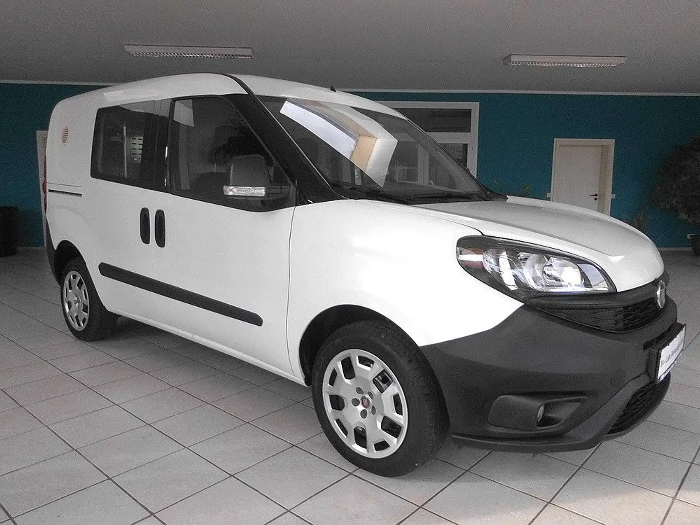 Fiat Doblo Natural Power CNG 1.Hand Orig. 17tkm. Weiß - 2