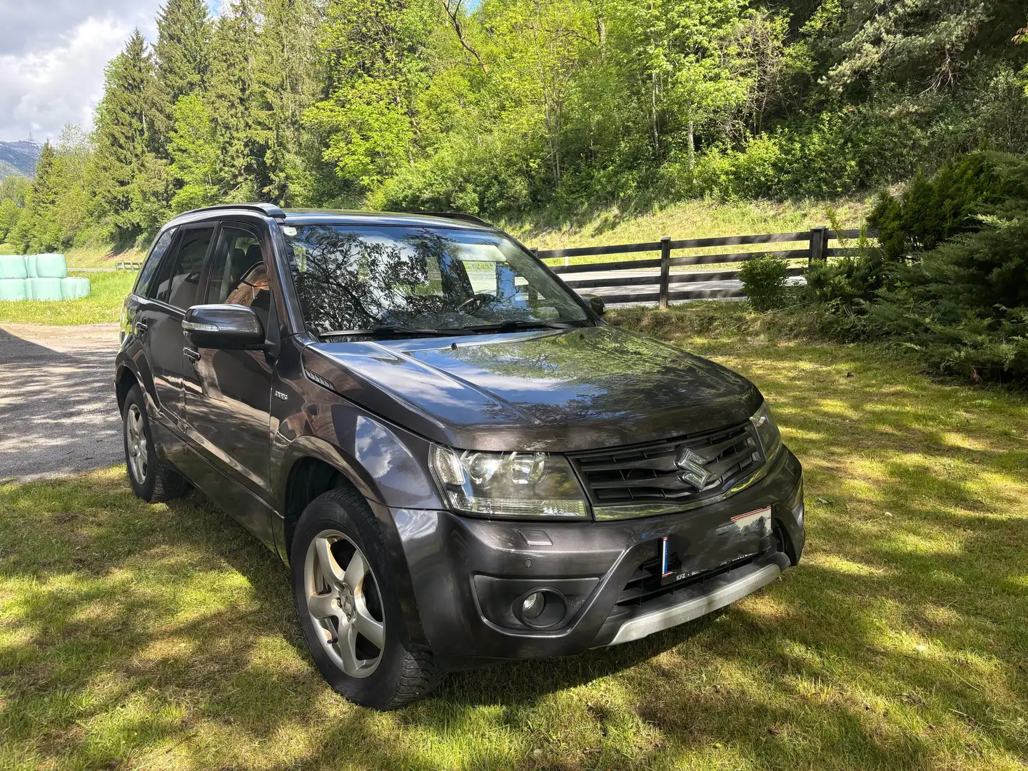 Suzuki Grand Vitara Grand Vitara 1,9 DDiS50 Comfort Grau - 1