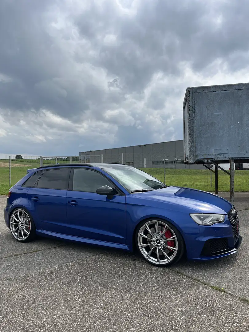 Audi RS3 Sportback S tronic - 1